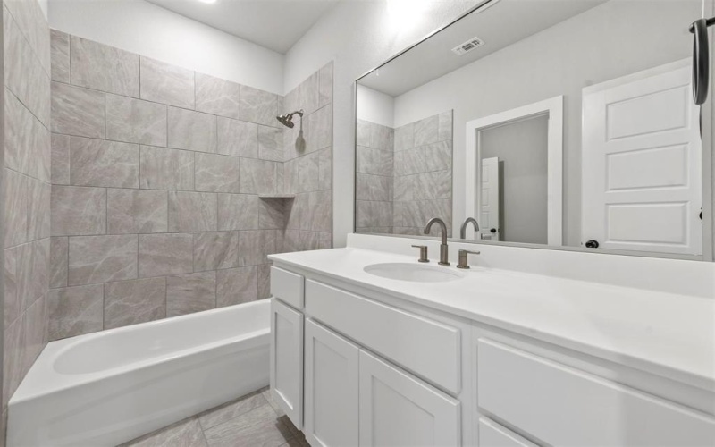641 Mooney Drive, Saginaw, TX 76179, 4 Habitaciones Habitaciones , ,2 BañosBaños,Residential,En Venta,641 Mooney Drive,20898344