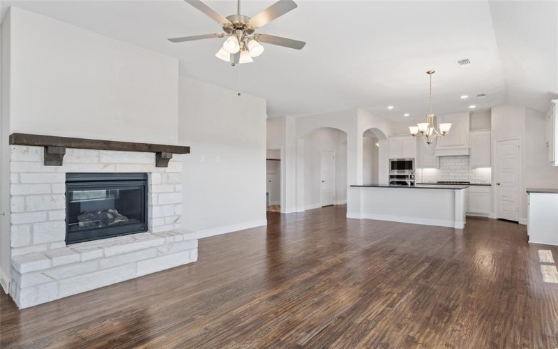 640 Brazos Drive, Van Alstyne, TX 75495, 3 Bedrooms Bedrooms, ,2 BathroomsBathrooms,Residential,For Sale,640 Brazos Drive,0,20898368