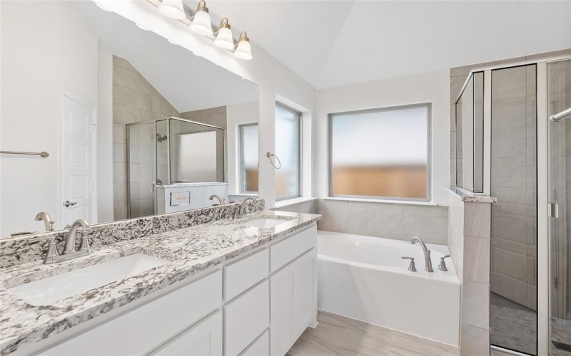 640 Brazos Drive, Van Alstyne, TX 75495, 3 Bedrooms Bedrooms, ,2 BathroomsBathrooms,Residential,For Sale,640 Brazos Drive,0,20898368