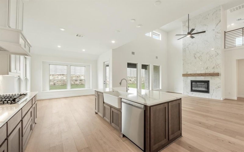 3204 Tios Lane, McKinney, TX 75071, 4 Bedrooms Bedrooms, ,5 BathroomsBathrooms,Residential,For Sale,3204 Tios Lane,20898445