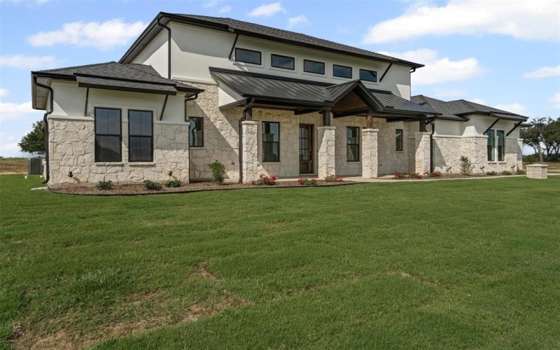 560 Royal Santana Run, Weatherford, TX 76087, 4 Bedrooms Bedrooms, ,3 BathroomsBathrooms,Residential,For Sale,560 Royal Santana Run,20898653