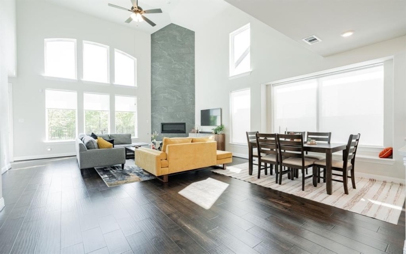 1725 Frisco Hills Boulevard, Little Elm, TX 75068, 5 Habitaciones Habitaciones , ,5 BañosBaños,Residential,En Venta,1725 Frisco Hills Boulevard,20899087
