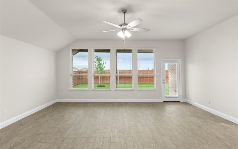 1013 Goya Drive, Royse City, TX 75189, 3 Bedrooms Bedrooms, ,2 BathroomsBathrooms,Residential,For Sale,1013 Goya Drive,20899427