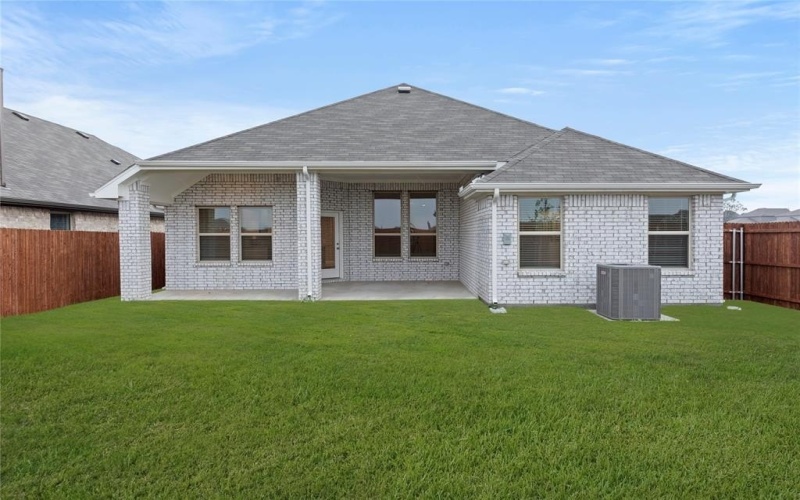 1013 Goya Drive, Royse City, TX 75189, 3 Bedrooms Bedrooms, ,2 BathroomsBathrooms,Residential,For Sale,1013 Goya Drive,20899427