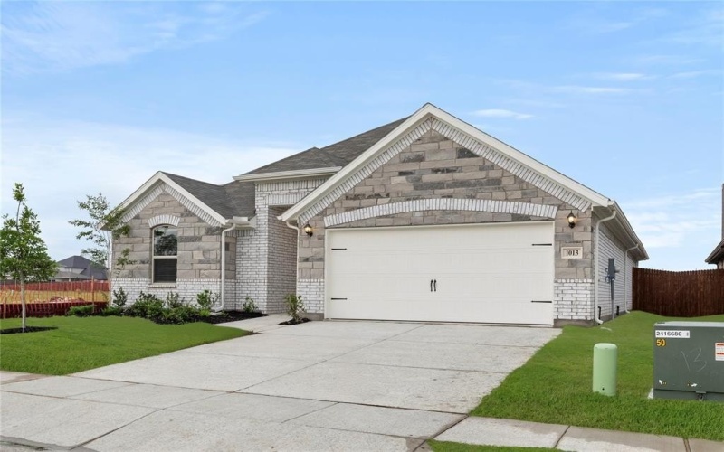 1013 Goya Drive, Royse City, TX 75189, 3 Bedrooms Bedrooms, ,2 BathroomsBathrooms,Residential,For Sale,1013 Goya Drive,20899427