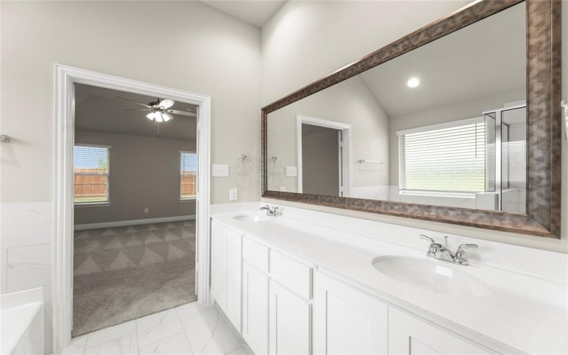 1013 Goya Drive, Royse City, TX 75189, 3 Bedrooms Bedrooms, ,2 BathroomsBathrooms,Residential,For Sale,1013 Goya Drive,0,20899427