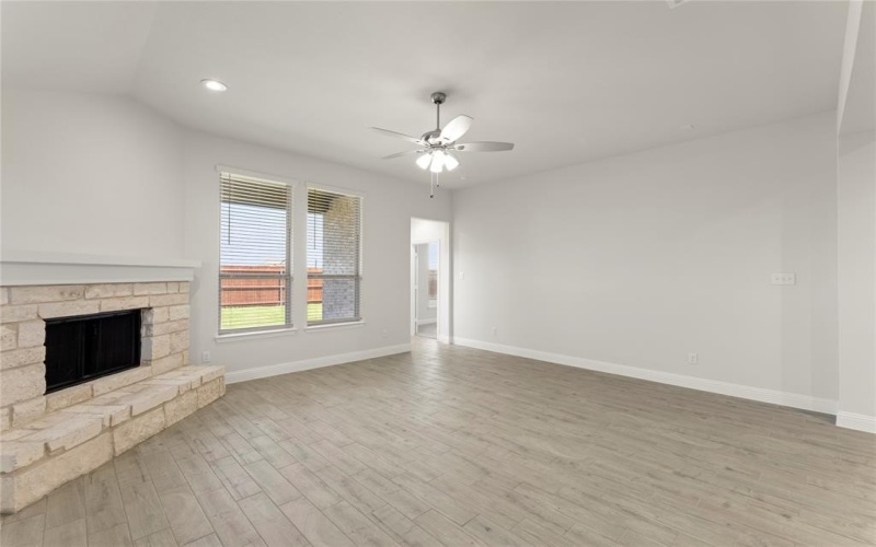 1017 Goya Drive, Royse City, TX 75189, 3 Habitaciones Habitaciones , ,2 BañosBaños,Residential,En Venta,1017 Goya Drive,20899437