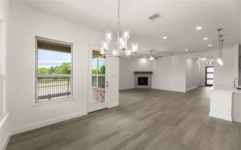 2514 Rockbrook, Garland, TX 75041, 3 Habitaciones Habitaciones , ,2 BañosBaños,Residential,En Venta,2514 Rockbrook,0,20899620