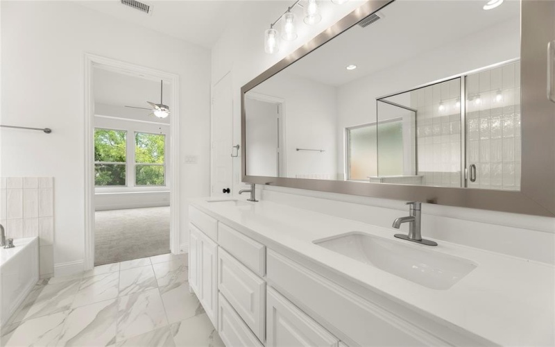 2514 Rockbrook, Garland, TX 75041, 3 Habitaciones Habitaciones , ,2 BañosBaños,Residential,En Venta,2514 Rockbrook,0,20899620