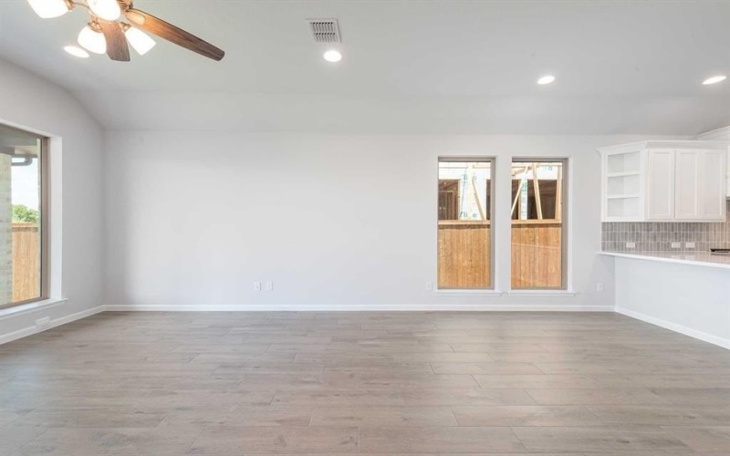 1456 Kingswell Lane, Forney, TX 75126, 4 Bedrooms Bedrooms, ,3 BathroomsBathrooms,Residential,For Sale,1456 Kingswell Lane,20899714