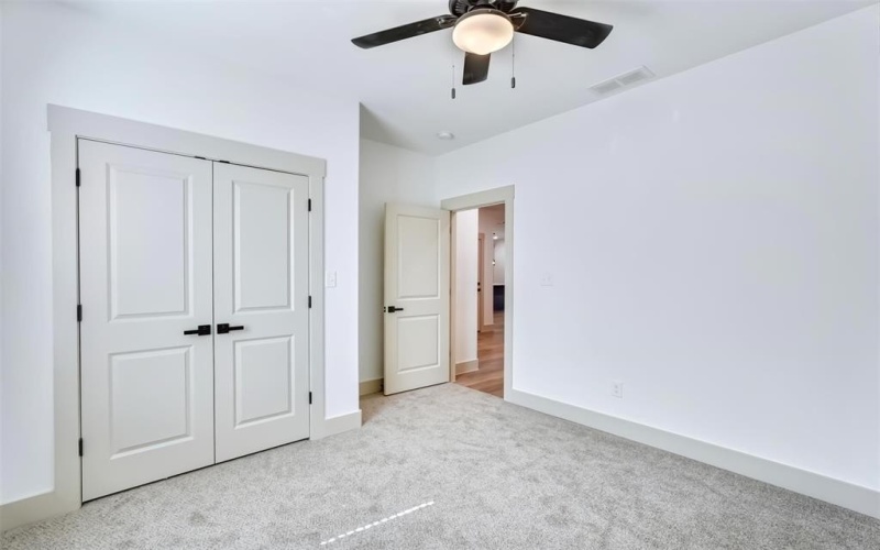425 E Munson Street, Denison, TX 75021, 3 Habitaciones Habitaciones , ,2 BañosBaños,Residential,En Venta,425 E Munson Street,0,20899907