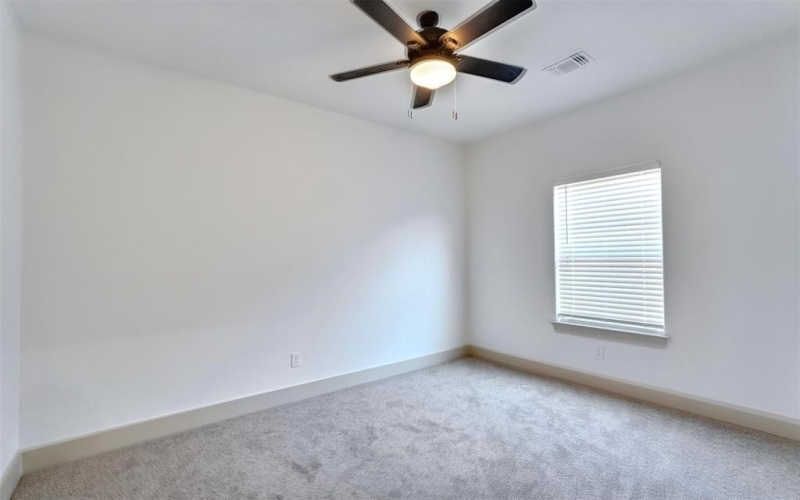 425 E Munson Street, Denison, TX 75021, 3 Habitaciones Habitaciones , ,2 BañosBaños,Residential,En Venta,425 E Munson Street,0,20899907
