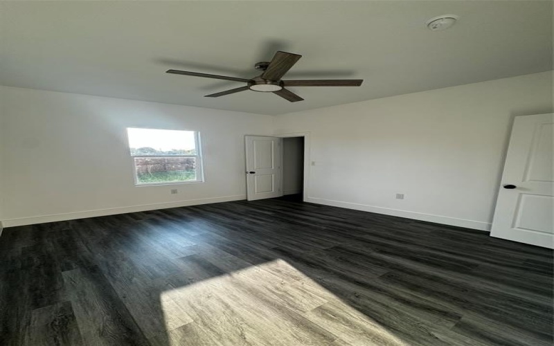 3925 Furey Street, Dallas, TX 75212, 4 Habitaciones Habitaciones , ,2 BañosBaños,Residential,En Venta,3925 Furey Street,20902061