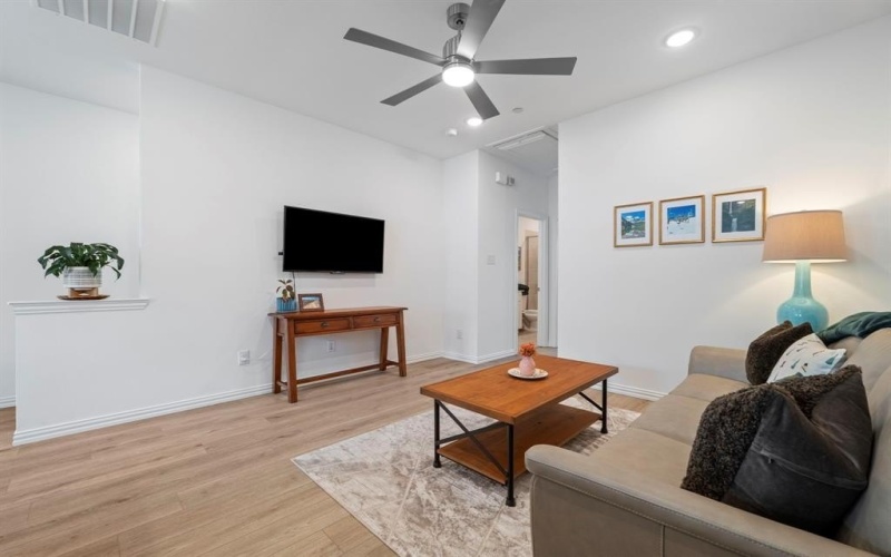 5256 Springlake Parkway, Haltom City, TX 76117, 2 Habitaciones Habitaciones , ,2 BañosBaños,Residential,En Venta,5256 Springlake Parkway,0,20902473