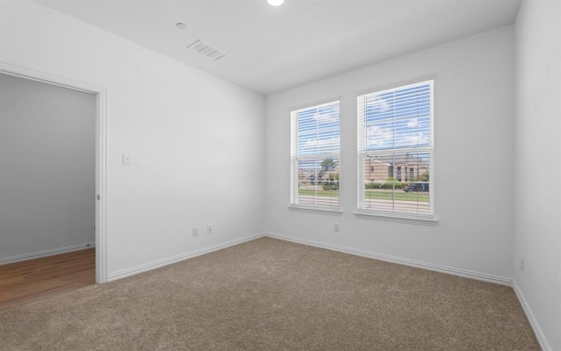 5256 Springlake Parkway, Haltom City, TX 76117, 2 Habitaciones Habitaciones , ,2 BañosBaños,Residential,En Venta,5256 Springlake Parkway,0,20902473