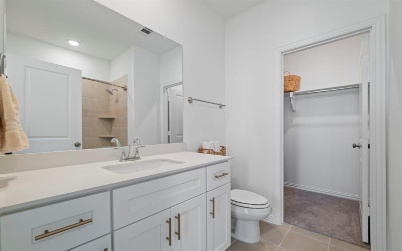 5256 Springlake Parkway, Haltom City, TX 76117, 2 Habitaciones Habitaciones , ,2 BañosBaños,Residential,En Venta,5256 Springlake Parkway,0,20902473