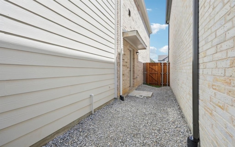2720 Amistad Lane, Corinth, TX 76209, 3 Bedrooms Bedrooms, ,2 BathroomsBathrooms,Residential,For Sale,2720 Amistad Lane,20902895