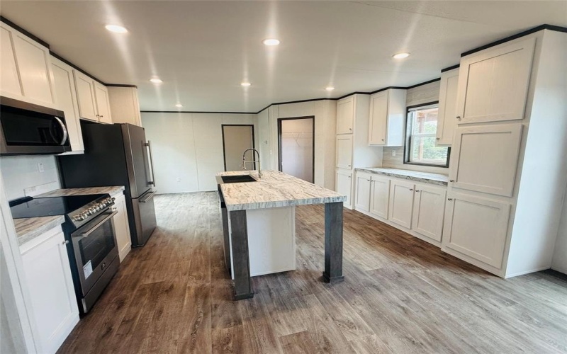 3425 Evergreen Drive, Granbury, TX 76048, 3 Habitaciones Habitaciones , ,2 BañosBaños,Residential,En Venta,3425 Evergreen Drive,20900601