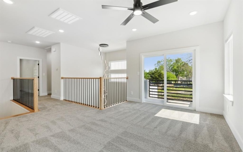 2239 Scotland Drive, Dallas, TX 75216, 5 Bedrooms Bedrooms, ,5 BathroomsBathrooms,Residential,For Sale,2239 Scotland Drive,20900673