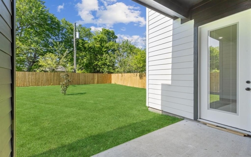 2239 Scotland Drive, Dallas, TX 75216, 5 Bedrooms Bedrooms, ,5 BathroomsBathrooms,Residential,For Sale,2239 Scotland Drive,20900673