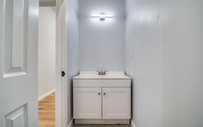 1321 Fletcher Street, Dallas, TX 75223, 4 Bedrooms Bedrooms, ,2 BathroomsBathrooms,Residential,For Sale,1321 Fletcher Street,20901081