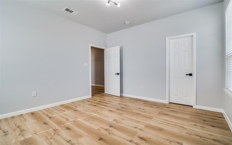 1321 Fletcher Street, Dallas, TX 75223, 4 Bedrooms Bedrooms, ,2 BathroomsBathrooms,Residential,For Sale,1321 Fletcher Street,20901081