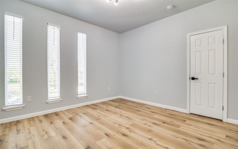1321 Fletcher Street, Dallas, TX 75223, 4 Bedrooms Bedrooms, ,2 BathroomsBathrooms,Residential,For Sale,1321 Fletcher Street,20901081