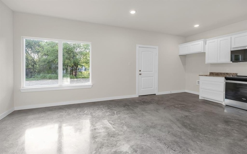 404 Evans Street, Cleburne, TX 76031, 3 Bedrooms Bedrooms, ,2 BathroomsBathrooms,Residential,For Sale,404 Evans Street,20901120
