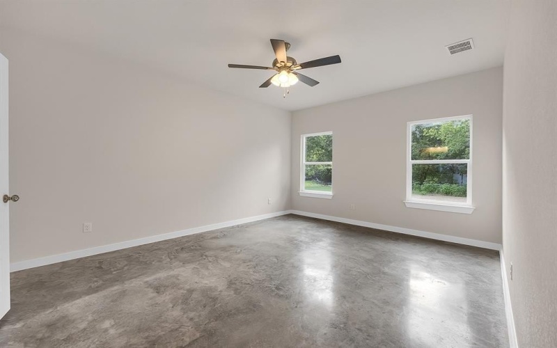 404 Evans Street, Cleburne, TX 76031, 3 Bedrooms Bedrooms, ,2 BathroomsBathrooms,Residential,For Sale,404 Evans Street,20901120