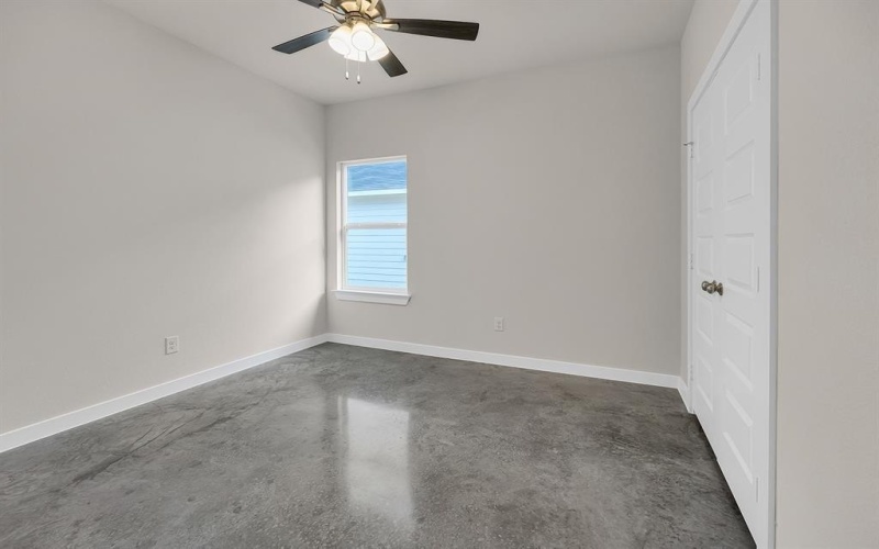 404 Evans Street, Cleburne, TX 76031, 3 Bedrooms Bedrooms, ,2 BathroomsBathrooms,Residential,For Sale,404 Evans Street,20901120