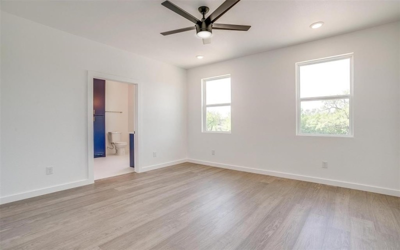 233 Lakeshore Drive, Runaway Bay, TX 76426, 4 Habitaciones Habitaciones , ,2 BañosBaños,Residential,En Venta,233 Lakeshore Drive,20903148