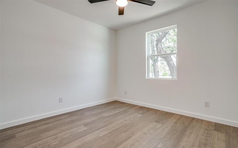 233 Lakeshore Drive, Runaway Bay, TX 76426, 4 Habitaciones Habitaciones , ,2 BañosBaños,Residential,En Venta,233 Lakeshore Drive,20903148