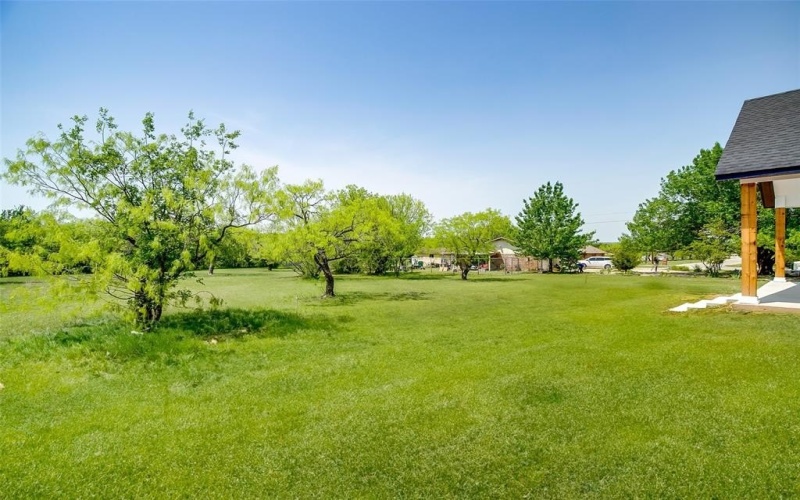 233 Lakeshore Drive, Runaway Bay, TX 76426, 4 Habitaciones Habitaciones , ,2 BañosBaños,Residential,En Venta,233 Lakeshore Drive,20903148