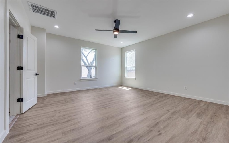 3324 Navaro Street, Dallas, TX 75212, 4 Habitaciones Habitaciones , ,5 BañosBaños,Residential,En Venta,3324 Navaro Street,20901206