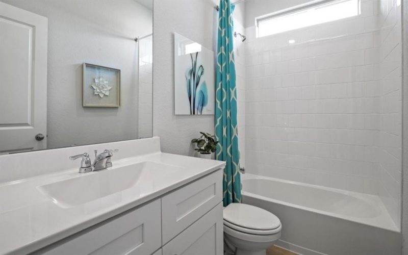 101 SEABISCUIT Court, Granbury, TX 76049, 4 Habitaciones Habitaciones , ,2 BañosBaños,Residential,En Venta,101 SEABISCUIT Court,20901398