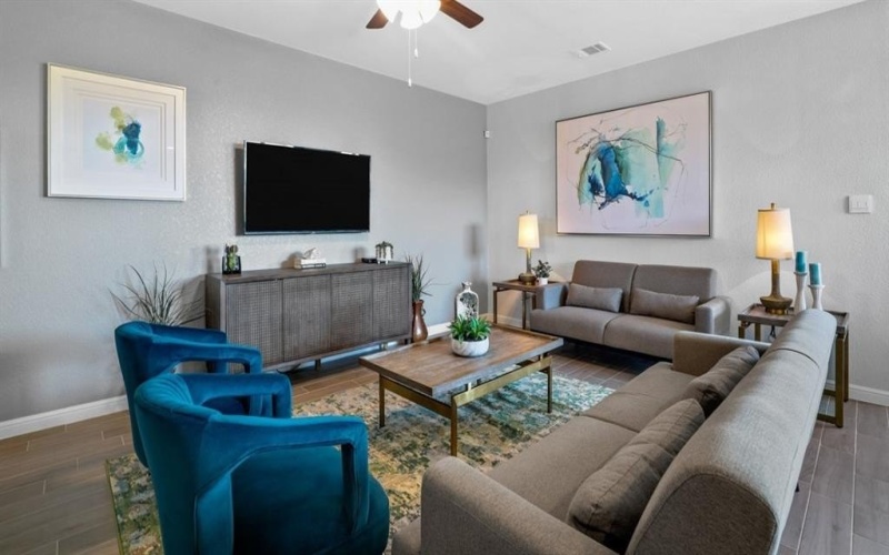 101 SEABISCUIT Court, Granbury, TX 76049, 4 Habitaciones Habitaciones , ,2 BañosBaños,Residential,En Venta,101 SEABISCUIT Court,20901398