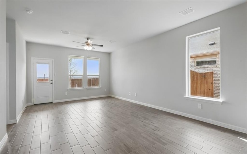 109 SEABISCUIT Court, Granbury, TX 76049, 4 Habitaciones Habitaciones , ,2 BañosBaños,Residential,En Venta,109 SEABISCUIT Court,20901477