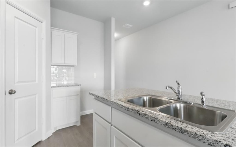 109 SEABISCUIT Court, Granbury, TX 76049, 4 Habitaciones Habitaciones , ,2 BañosBaños,Residential,En Venta,109 SEABISCUIT Court,20901477