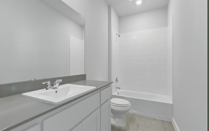 109 SEABISCUIT Court, Granbury, TX 76049, 4 Habitaciones Habitaciones , ,2 BañosBaños,Residential,En Venta,109 SEABISCUIT Court,20901477