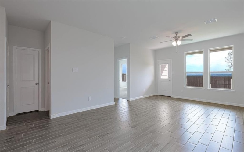 109 SEABISCUIT Court, Granbury, TX 76049, 4 Habitaciones Habitaciones , ,2 BañosBaños,Residential,En Venta,109 SEABISCUIT Court,20901477