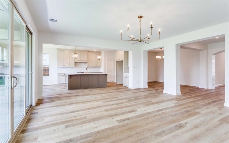 501 W Thoroughbred, Willow Park, TX 76087, 4 Bedrooms Bedrooms, ,2 BathroomsBathrooms,Residential,For Sale,501 W Thoroughbred,20901818