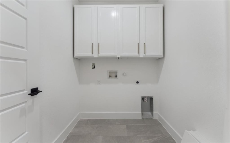 1313 Franklin Avenue, Bonham, TX 75418, 3 Bedrooms Bedrooms, ,2 BathroomsBathrooms,Residential,For Sale,1313 Franklin Avenue,20901897