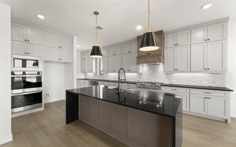 2604 Cayenne Drive, Northlake, TX 76226, 5 Bedrooms Bedrooms, ,5 BathroomsBathrooms,Residential,For Sale,2604 Cayenne Drive,0,20901918