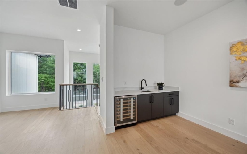 3815 Hawick Lane, Dallas, TX 75220, 5 Bedrooms Bedrooms, ,6 BathroomsBathrooms,Residential,For Sale,3815 Hawick Lane,20901982
