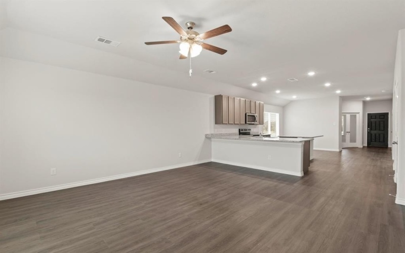 5024 Wellborn Road, Fort Worth, TX 76036, 3 Habitaciones Habitaciones , ,2 BañosBaños,Residential,En Venta,5024 Wellborn Road,20904457