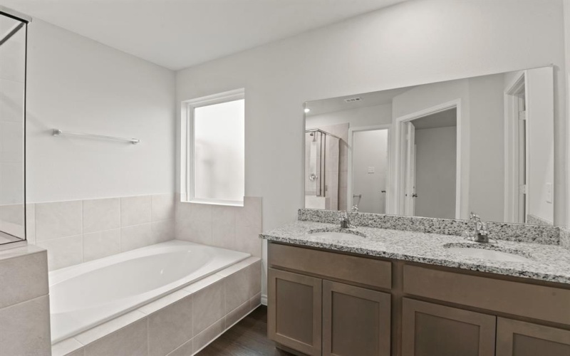 5024 Wellborn Road, Fort Worth, TX 76036, 3 Habitaciones Habitaciones , ,2 BañosBaños,Residential,En Venta,5024 Wellborn Road,20904457
