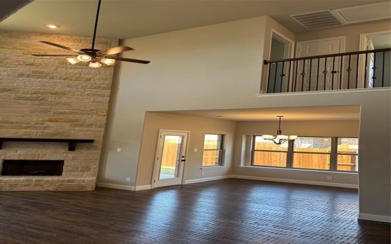 302 Mercer Drive, Josephine, TX 75173, 5 Bedrooms Bedrooms, ,5 BathroomsBathrooms,Residential,For Sale,302 Mercer Drive,0,20903403