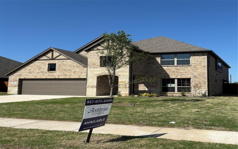 302 Mercer Drive, Josephine, TX 75173, 5 Bedrooms Bedrooms, ,5 BathroomsBathrooms,Residential,For Sale,302 Mercer Drive,0,20903403