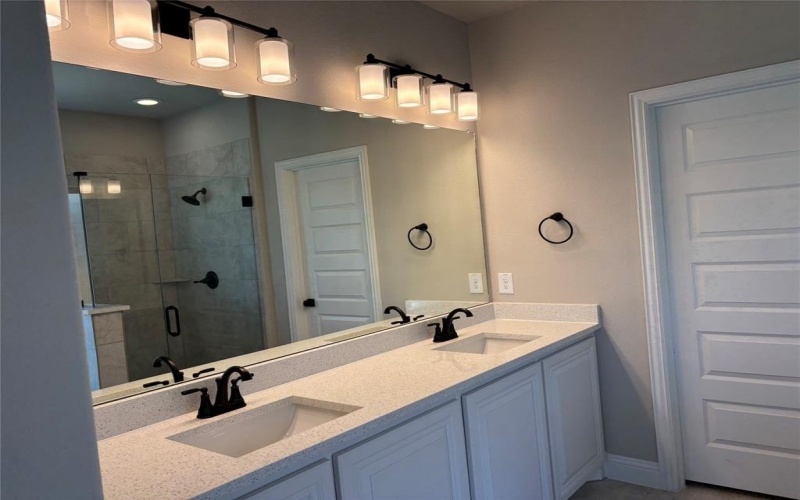 302 Mercer Drive, Josephine, TX 75173, 5 Bedrooms Bedrooms, ,5 BathroomsBathrooms,Residential,For Sale,302 Mercer Drive,0,20903403