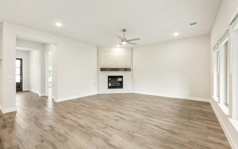 3409 Nightingale Lane, Midlothian, TX 76065, 4 Habitaciones Habitaciones , ,3 BañosBaños,Residential,En Venta,3409 Nightingale Lane,20903474